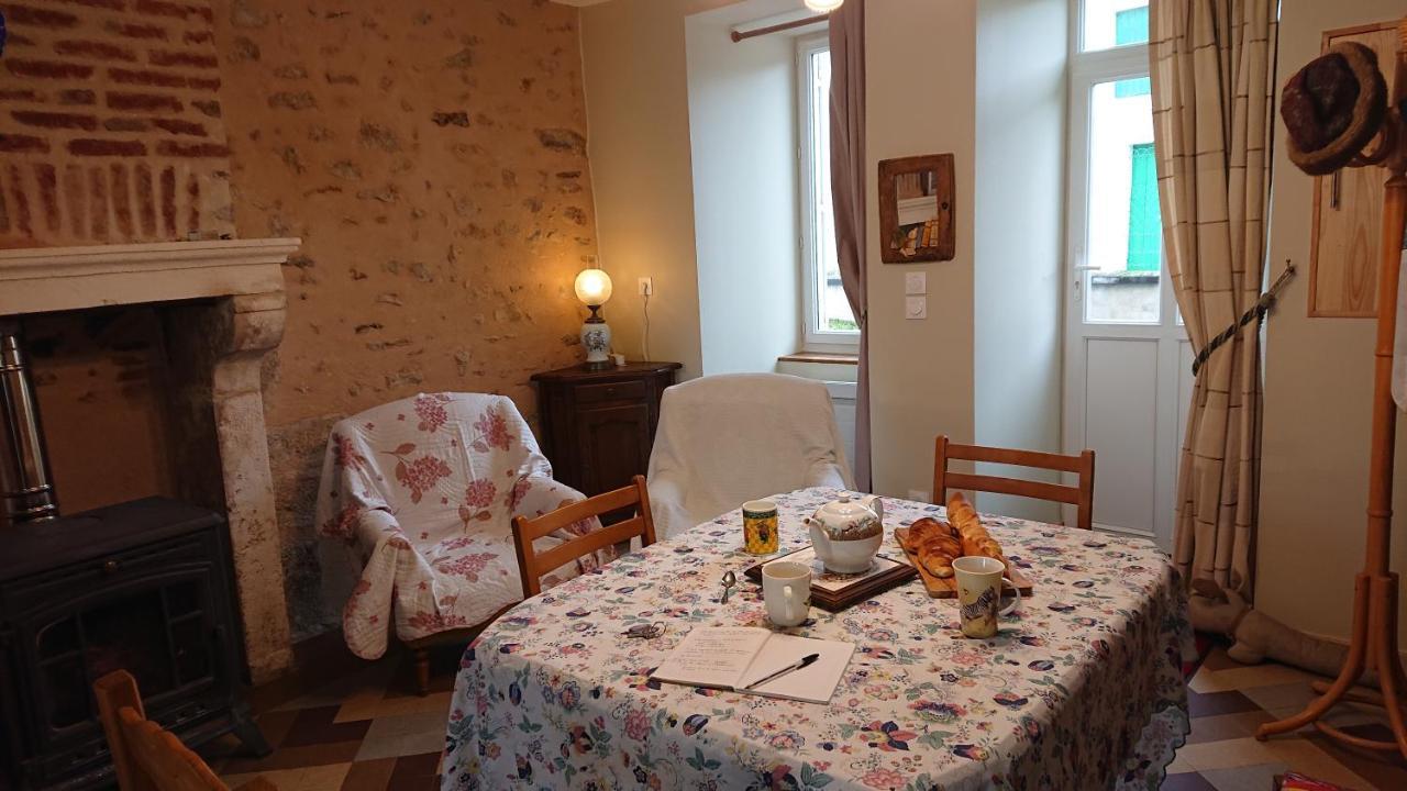 Le Gite Du Herisson, Gite De Charme Et De Confort Le Menoux 外观 照片